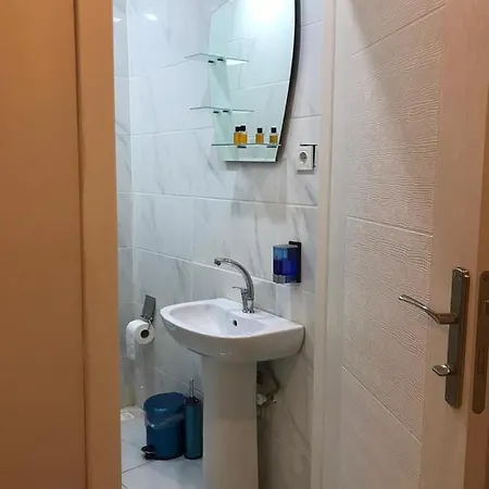Trilya Hotel *