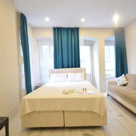 Trilya * Istambul